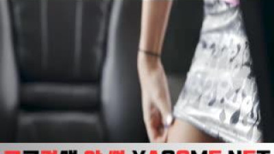 면접관의 폭행당한 젊은 부인